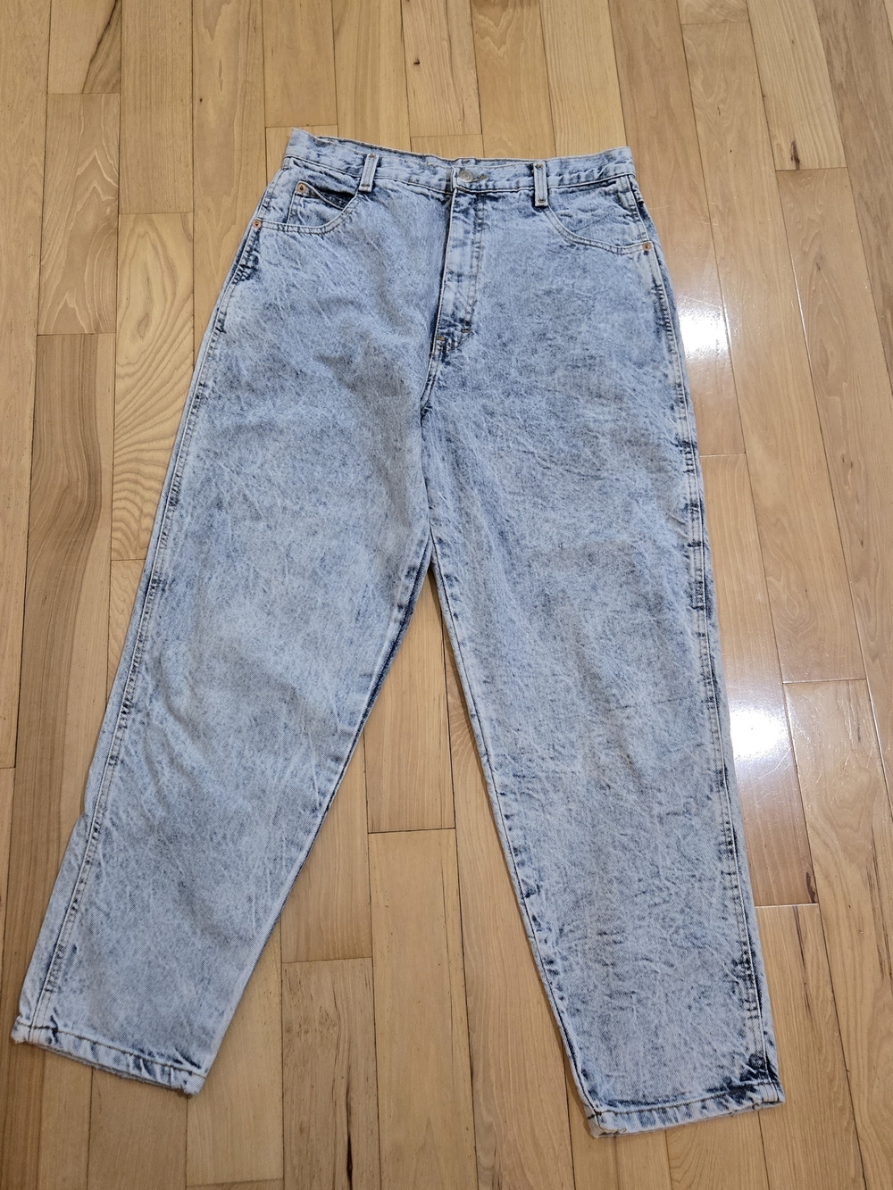 Forenza Acid Wash Mom Jeans